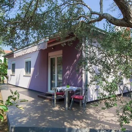 House Pelini Dom wakacyjny