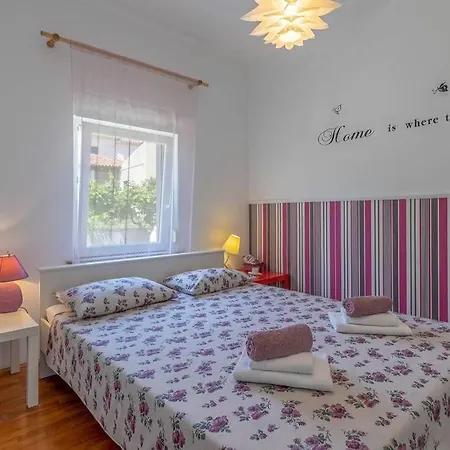 Dom wakacyjny House Pelini Pula